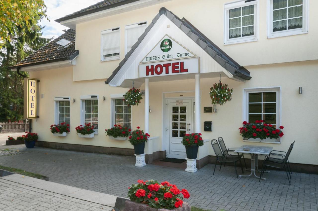 Hotel Gruene Tanne Hamborg Eksteriør billede
