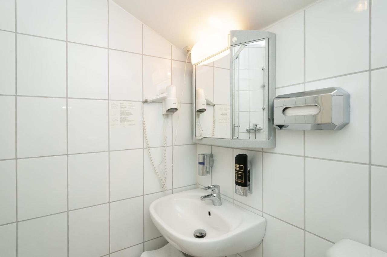 Hotel Gruene Tanne Hamborg Eksteriør billede
